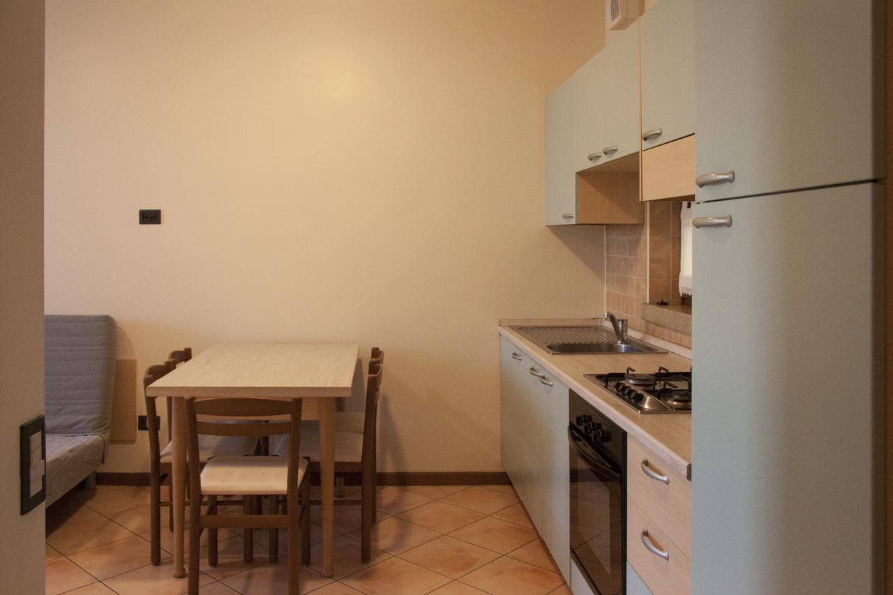 Lauri & Faggi Apart otel Desenzano del Garda Dış mekan fotoğraf